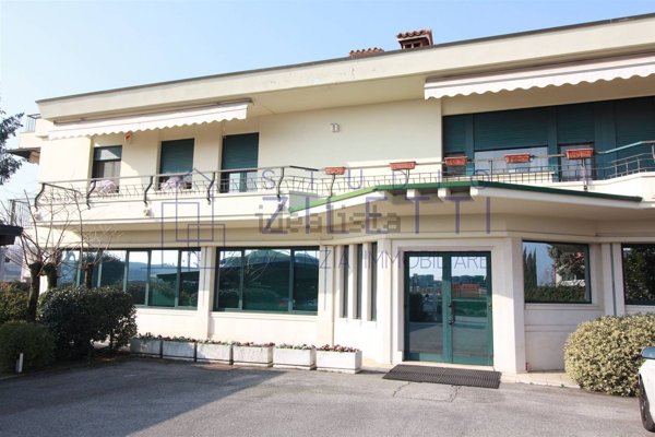 capannone in vendita a Montichiari