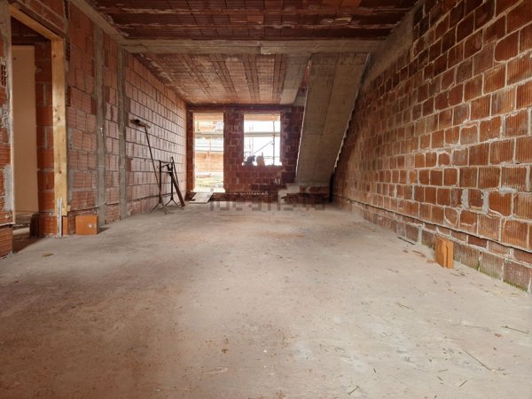 casa indipendente in vendita a Montichiari in zona Chiarini