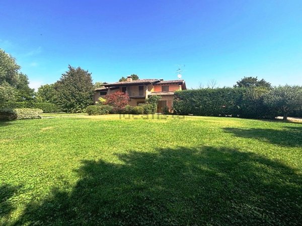 casa indipendente in vendita a Montichiari