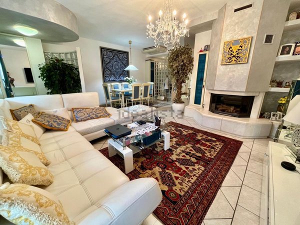 casa indipendente in vendita a Montichiari