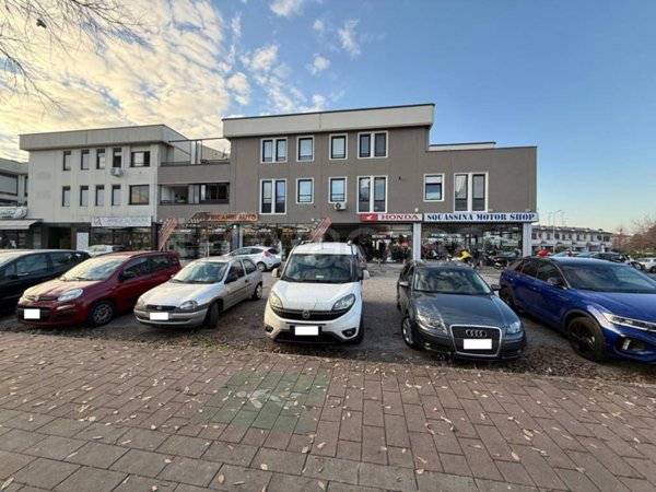 appartamento in vendita a Montichiari in zona Centro Storico