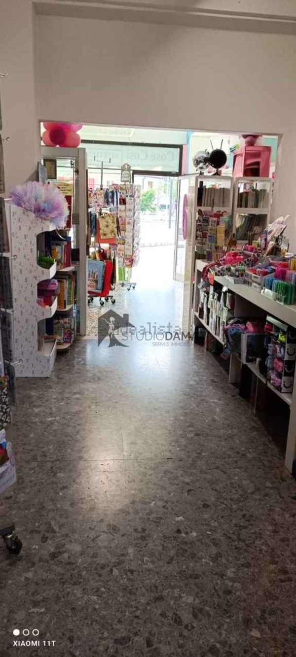 negozio in vendita a Montichiari in zona Centro Storico