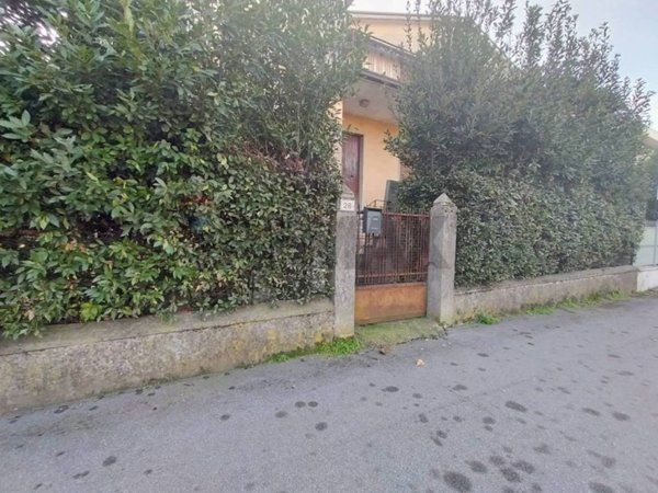 casa indipendente in vendita a Montichiari