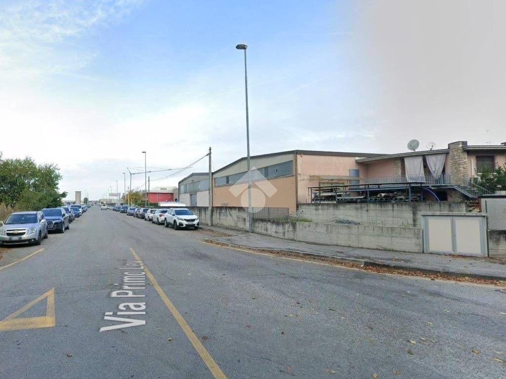 locale commerciale in vendita a Montichiari