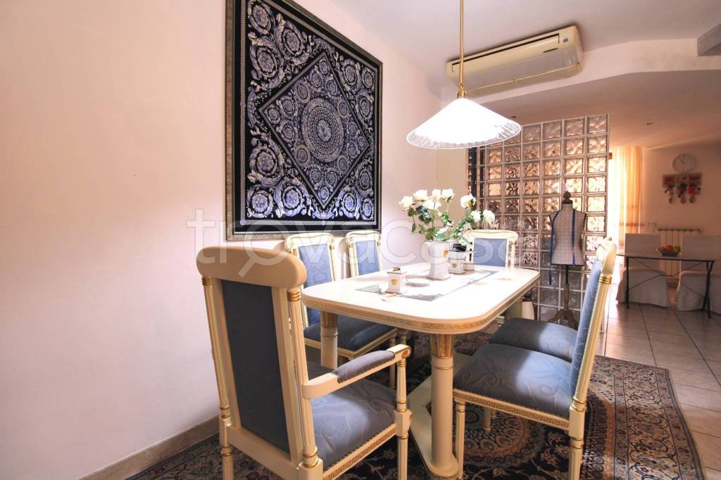 casa indipendente in vendita a Montichiari