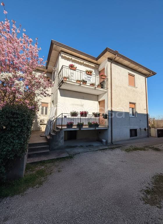 appartamento in vendita a Montichiari in zona Vighizzolo