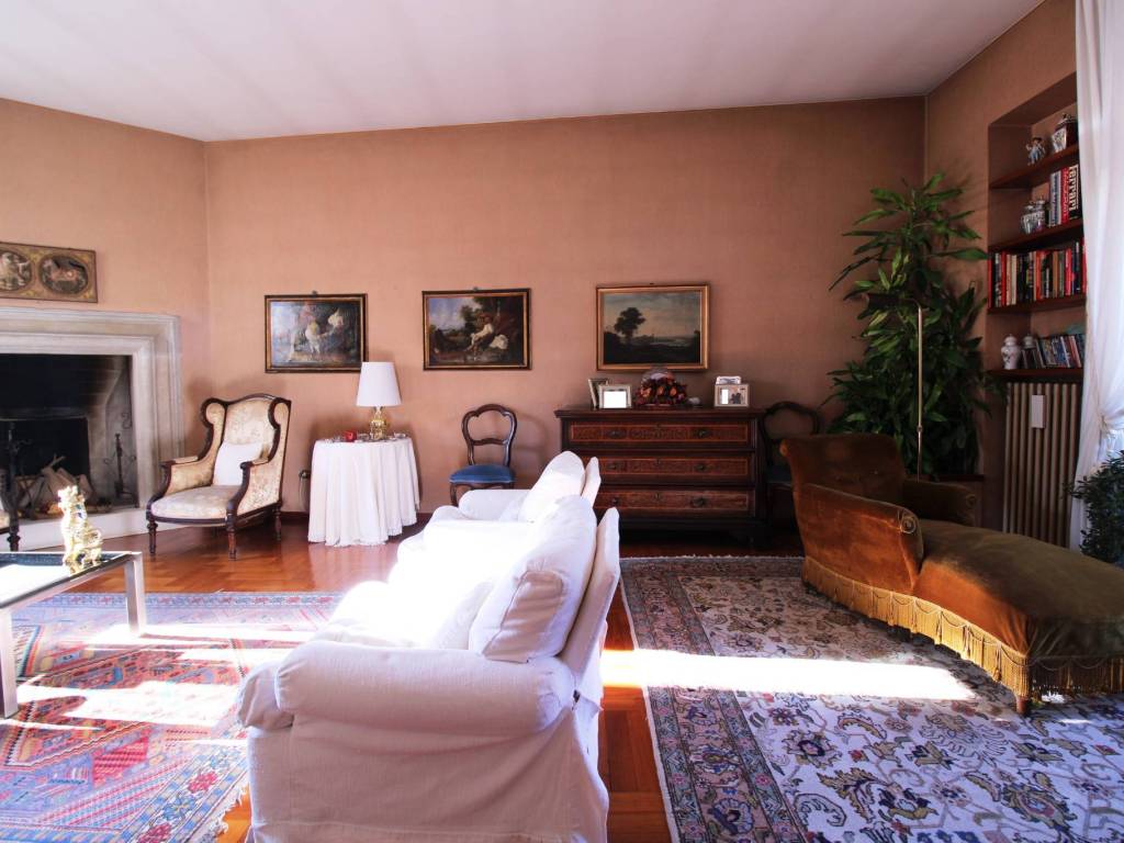 casa indipendente in vendita a Montichiari in zona Rò