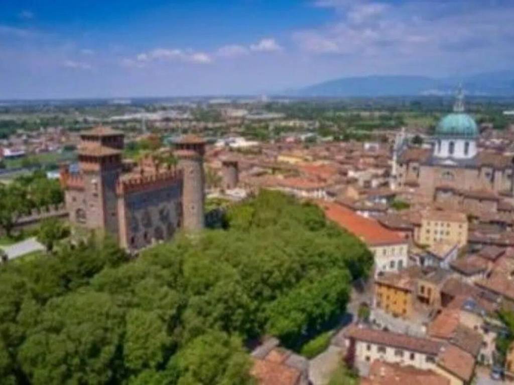 casa indipendente in vendita a Montichiari in zona Rò