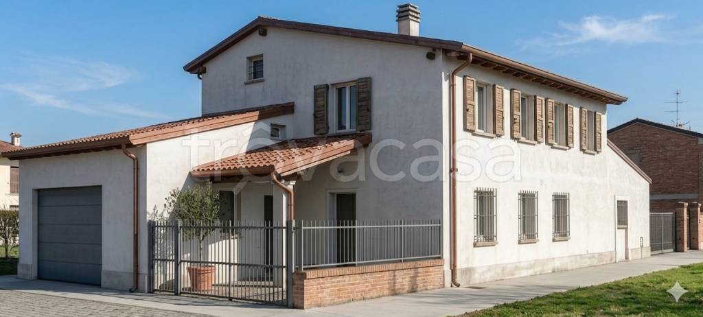 casa indipendente in vendita a Montichiari in zona Centro Storico