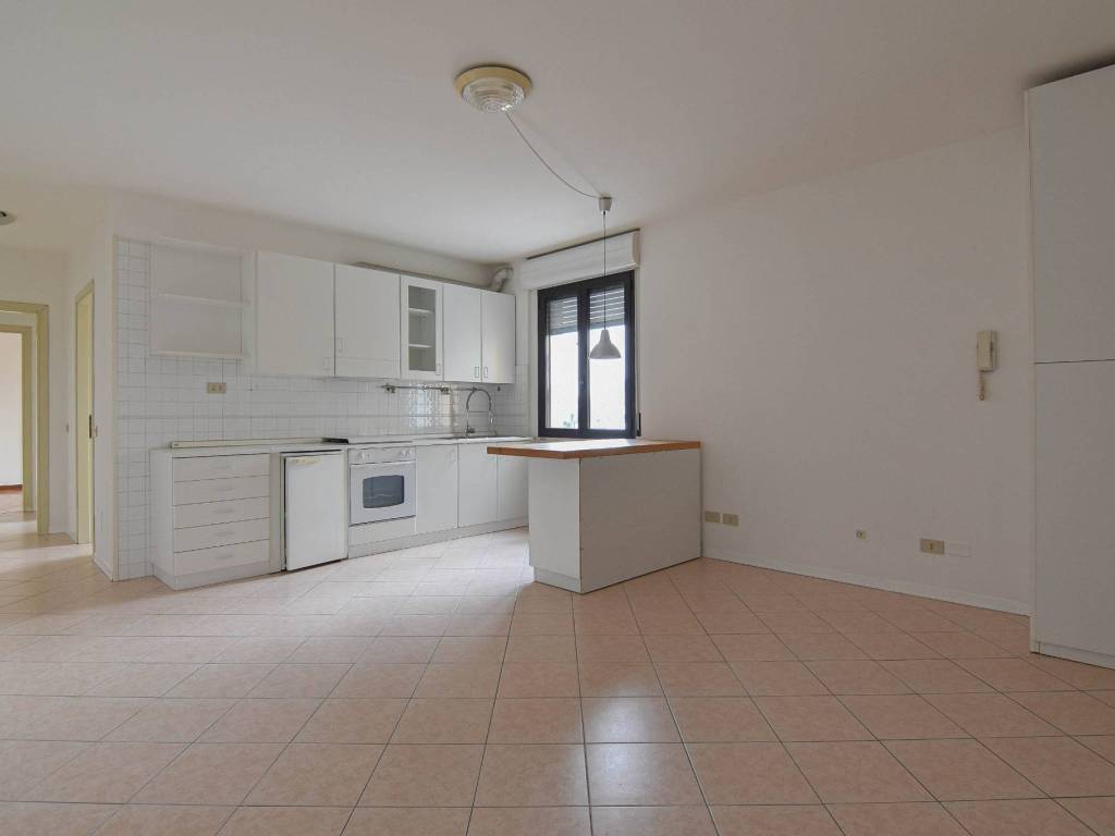 appartamento in vendita a Montichiari in zona Rò