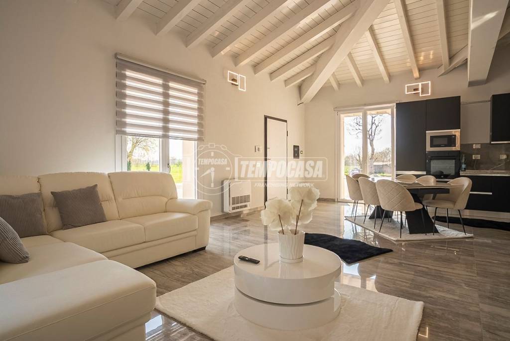 appartamento in vendita a Montichiari in zona Vighizzolo