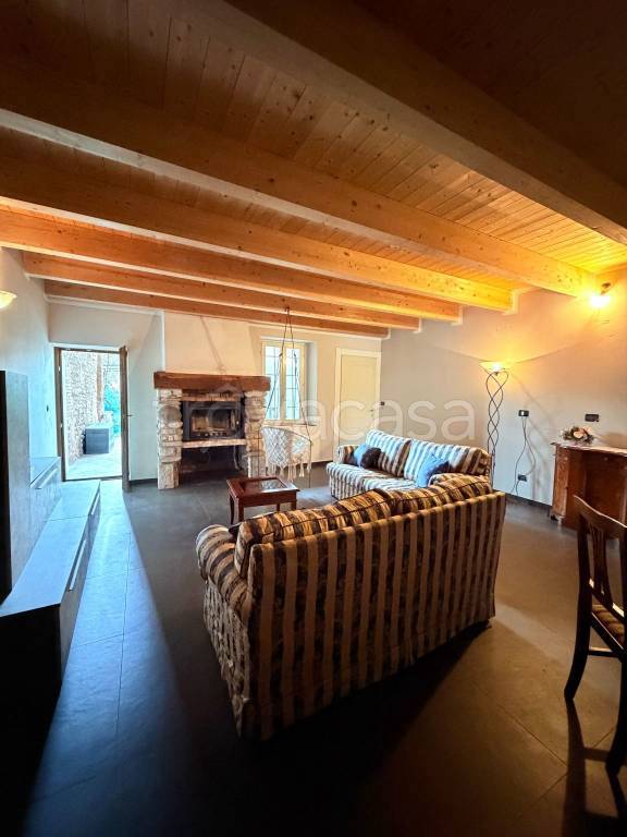 casa indipendente in vendita a Montichiari in zona Sant'Antonio