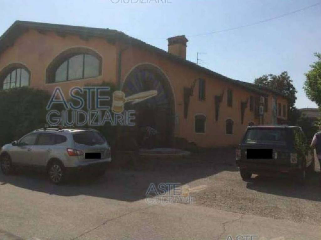 negozio in vendita a Montichiari