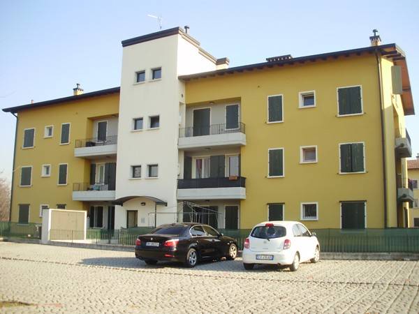 appartamento in vendita a Montichiari in zona Fascia D'oro