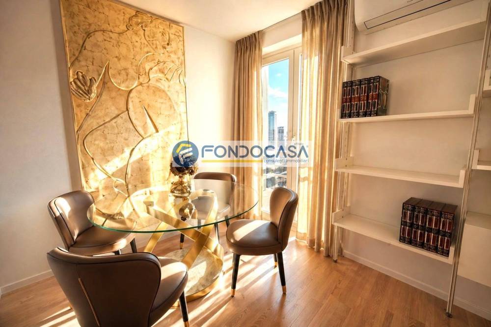 casa indipendente in vendita a Montichiari in zona Centro Storico