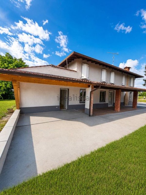 casa indipendente in vendita a Montichiari