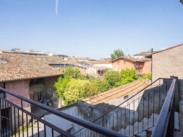 appartamento in vendita a Montichiari in zona Centro Storico