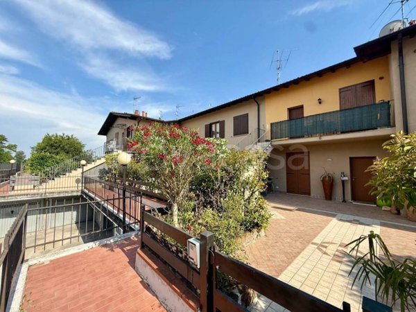 appartamento in vendita a Montichiari in zona Santa Giustina