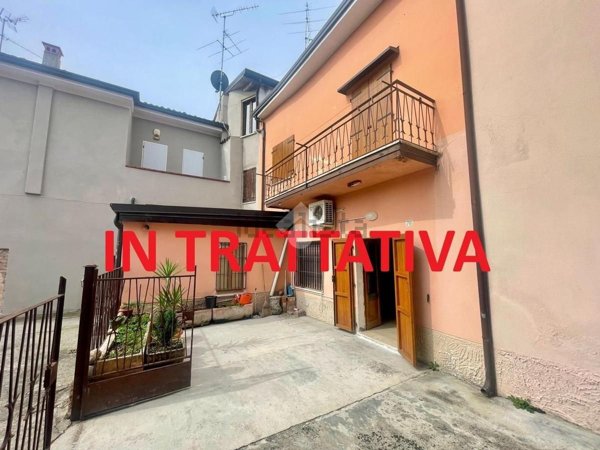appartamento in vendita a Montichiari in zona Centro Storico