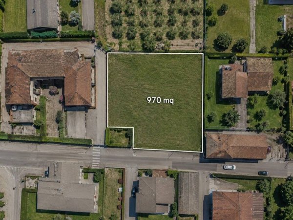 terreno edificabile in vendita a Montichiari in zona Novagli