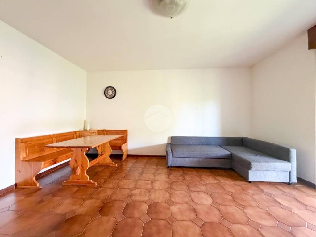 appartamento in vendita a Montichiari in zona Rò