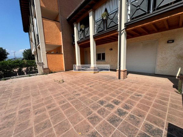 appartamento in vendita a Montichiari in zona Rò