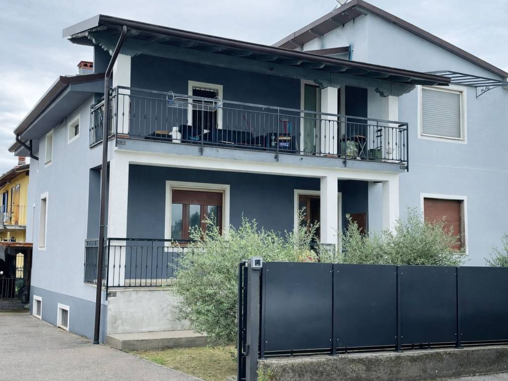 appartamento in vendita a Montichiari in zona Sant'Antonio