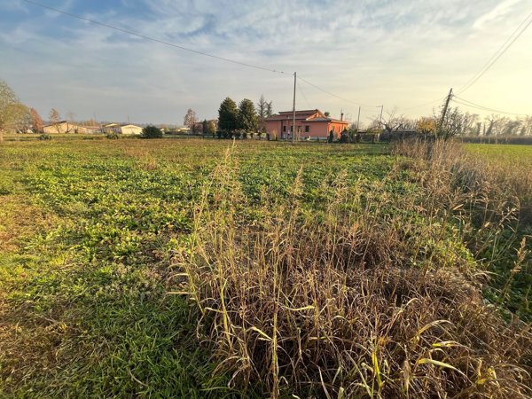 casa indipendente in vendita a Montichiari