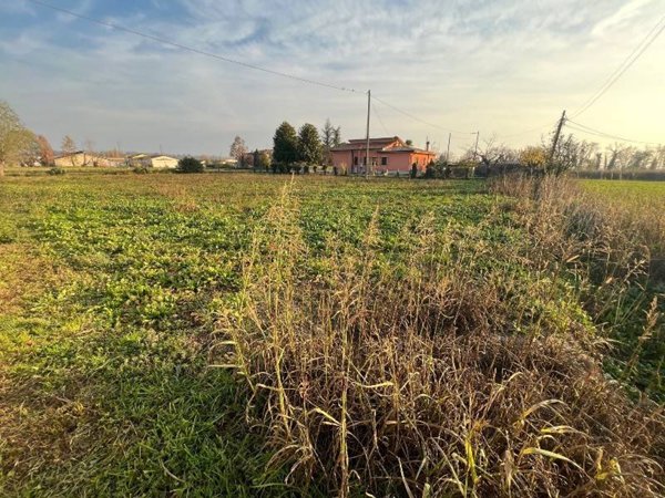 casa indipendente in vendita a Montichiari