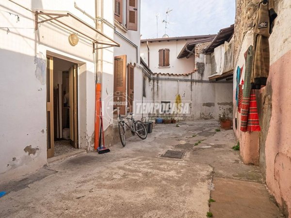 appartamento in vendita a Montichiari in zona Centro Storico