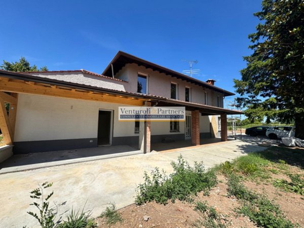 casa indipendente in vendita a Montichiari in zona Bredazzane