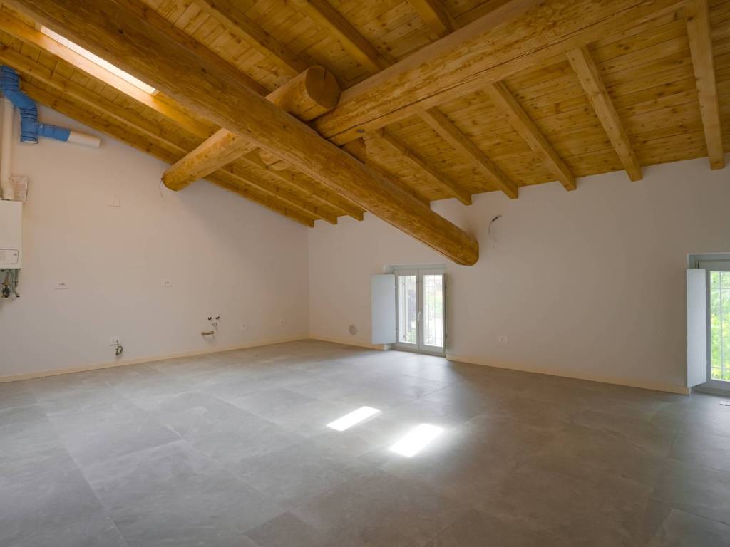 appartamento in vendita a Montichiari in zona Centro Storico