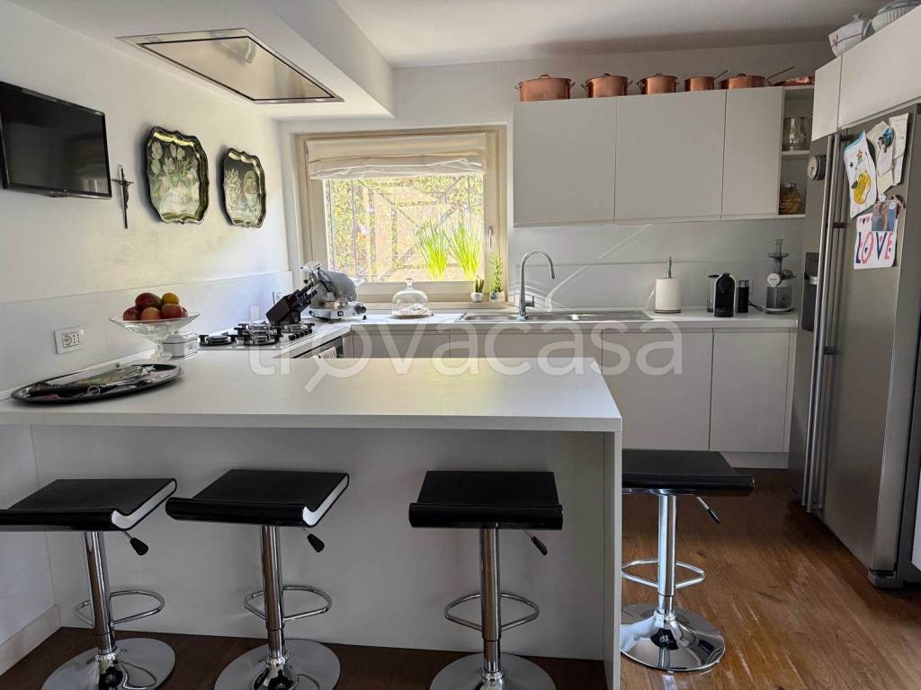 casa indipendente in vendita a Montichiari in zona Centro Storico