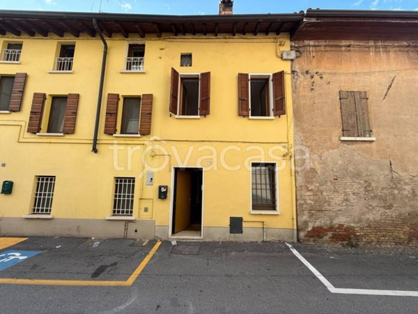 casa indipendente in vendita a Montichiari in zona Centro Storico