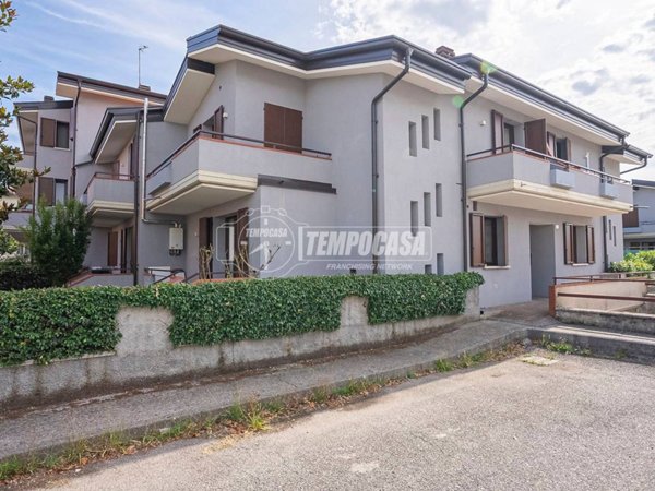 casa indipendente in vendita a Montichiari