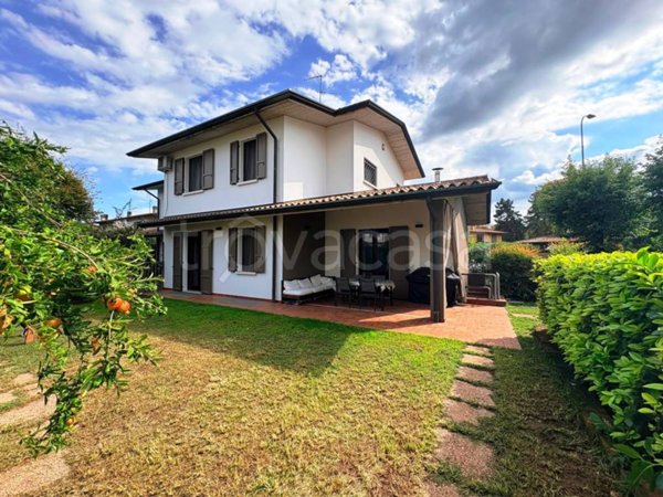 casa indipendente in vendita a Montichiari in zona Boschetti di Sopra