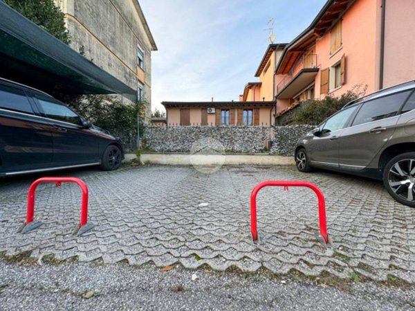 box auto in vendita a Montichiari in zona Centro Storico