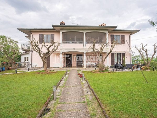 appartamento in vendita a Montichiari in zona Teotti