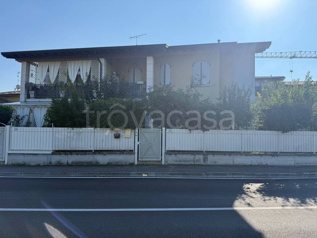 appartamento in vendita a Montichiari in zona Centro Storico