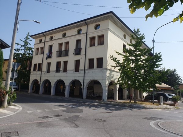 locale commerciale in vendita a Montirone