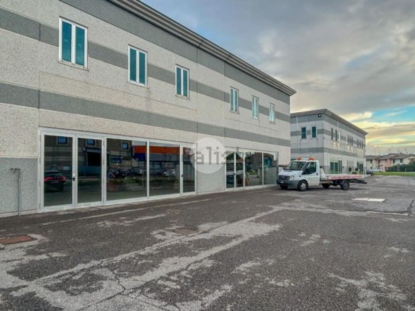 casale in vendita a Montirone