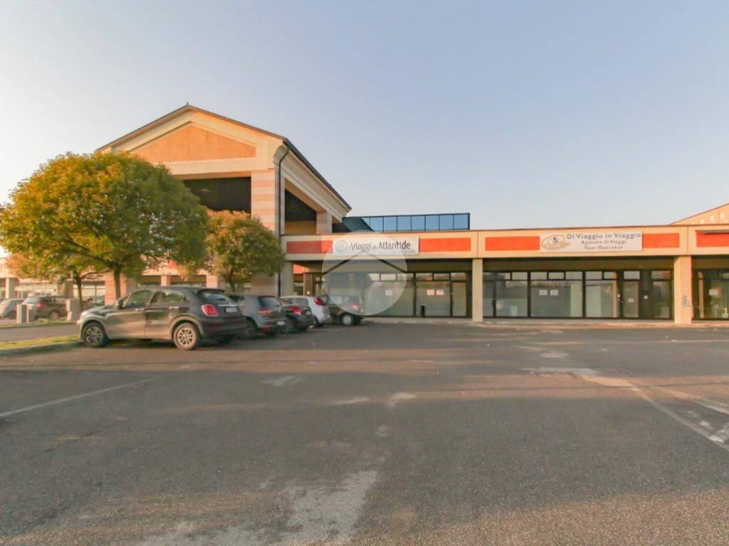 negozio in vendita a Montirone