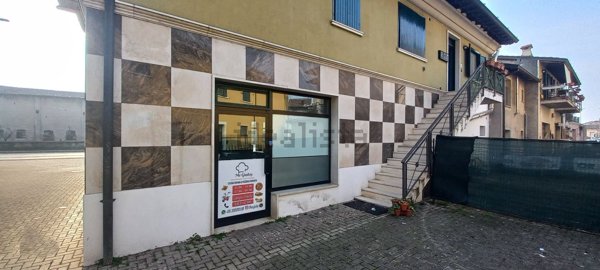 negozio in vendita a Montirone