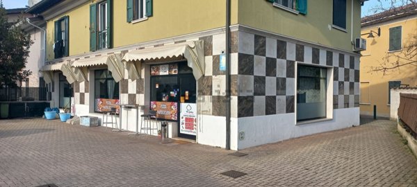 negozio in vendita a Montirone