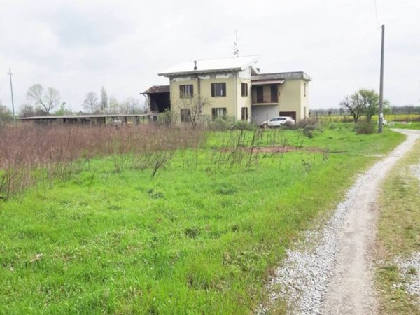casa indipendente in vendita a Montirone