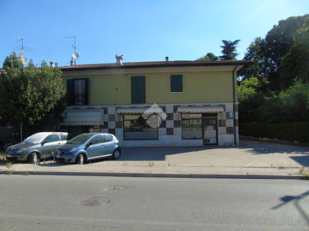 negozio in vendita a Montirone