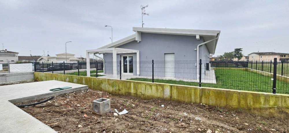 casa indipendente in vendita a Montirone