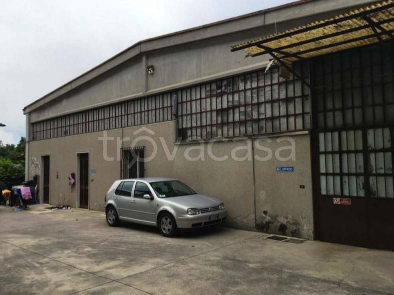 locale commerciale in vendita a Montirone