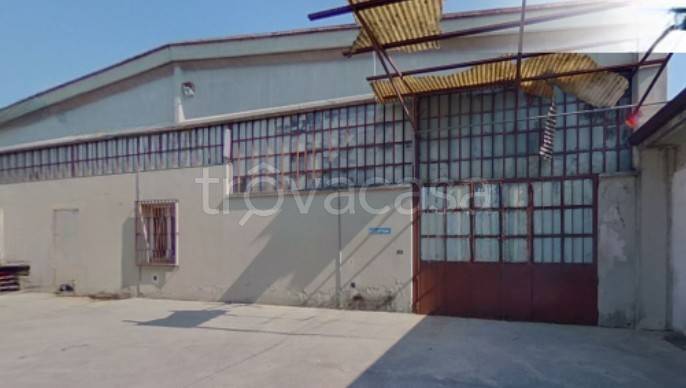 locale commerciale in vendita a Montirone