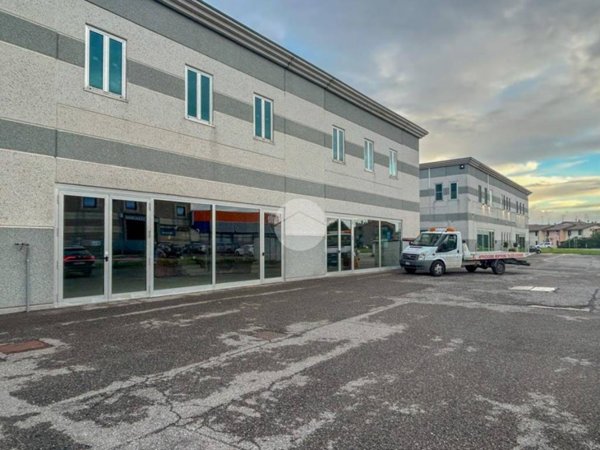 negozio in vendita a Montirone